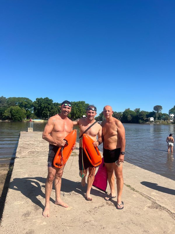 Natación en equipo