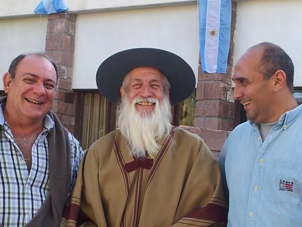 Turko Zamar y Taglioli con Tatú en Jujuy